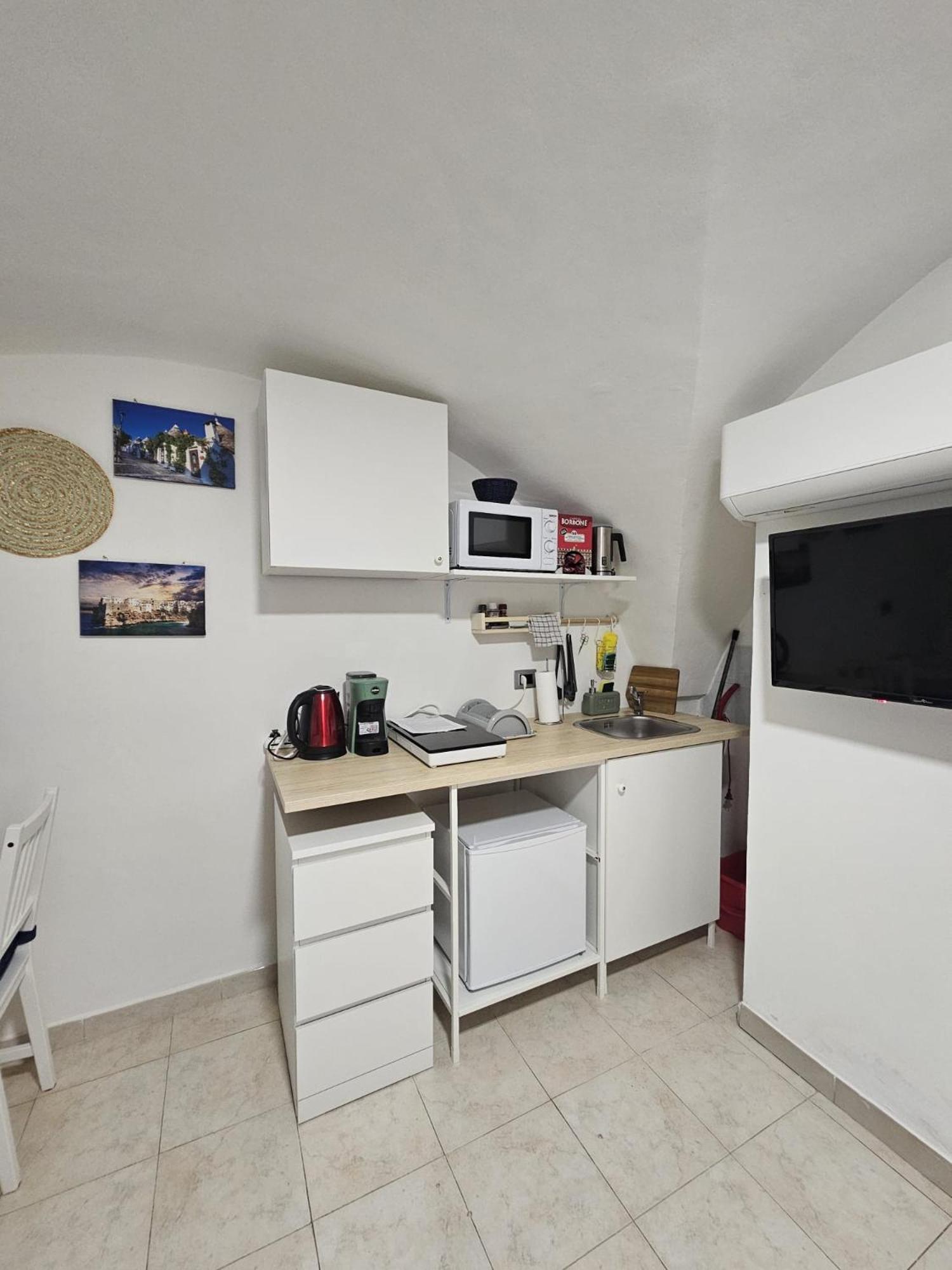Felicita - My Cosy House Apartment Бари Екстериор снимка